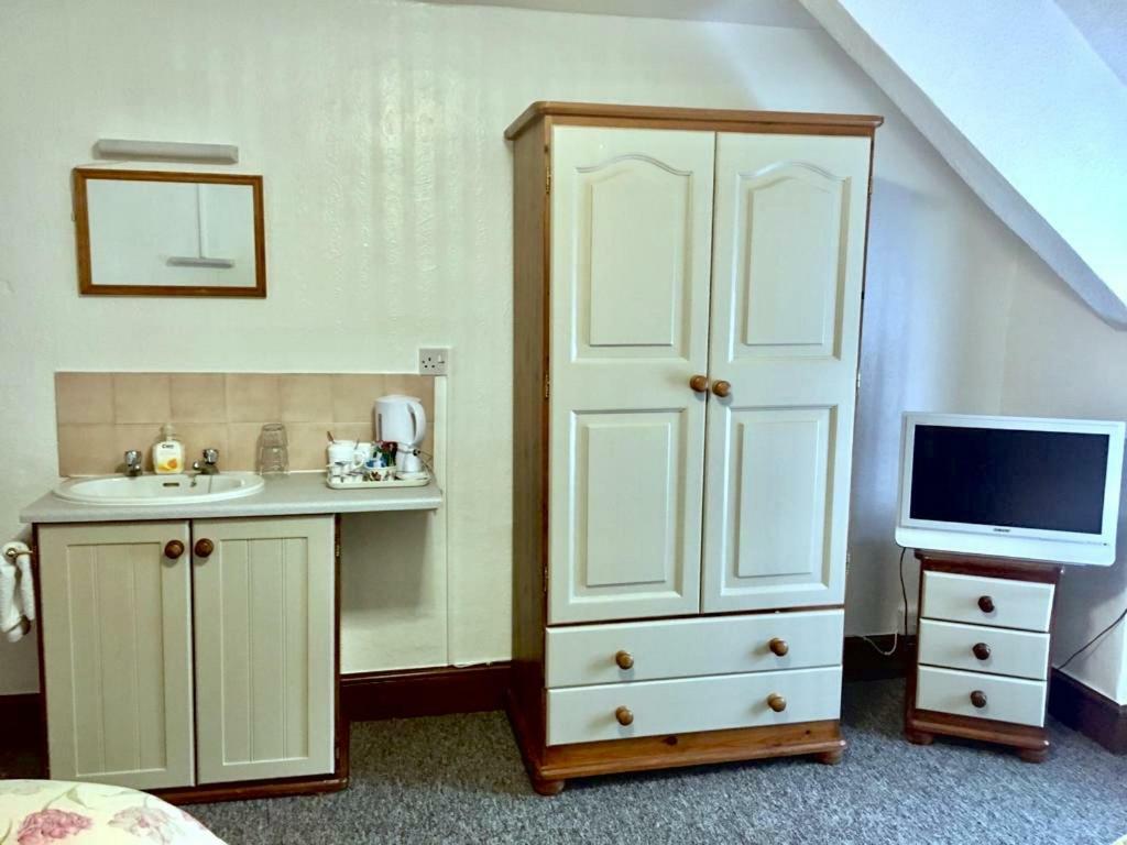 Sunnymead Guest House Aberystwyth Bilik gambar
